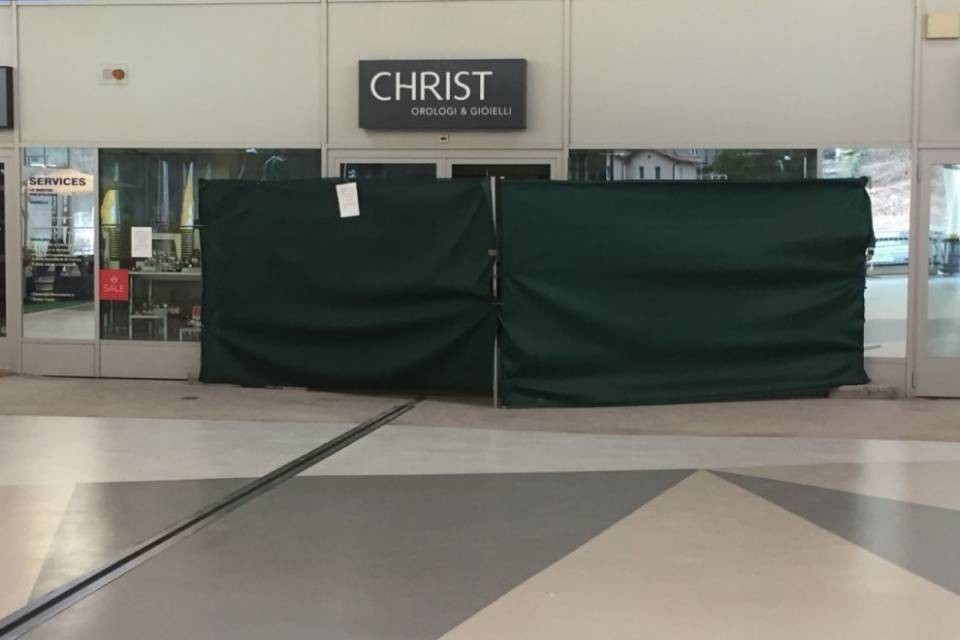 Spaccata in gioielleria a Lugano Sud?