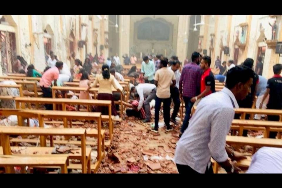 Sri Lanka: "I kamikaze avevano studiato all'estero"