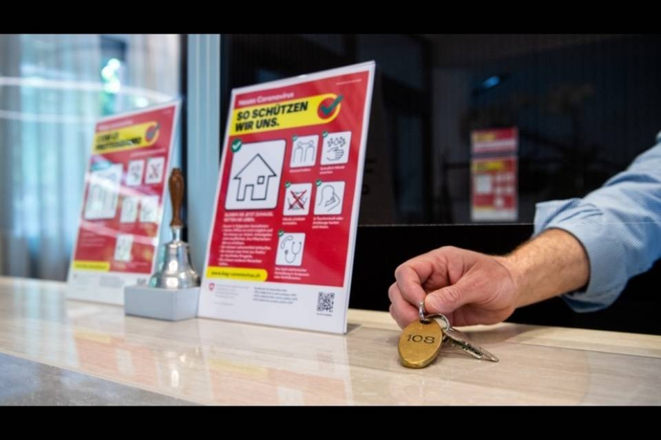 Il turismo affonda: -62% di pernottamenti in Svizzera
