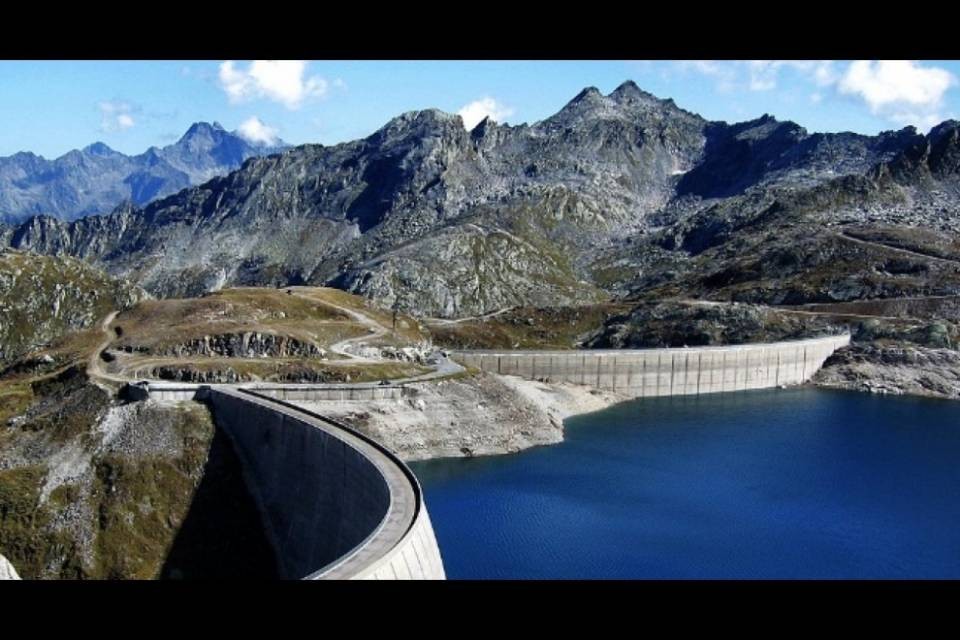 Canoni d'acqua invariati