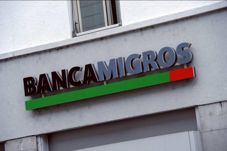 Niente bonus per i manager, crescono gli utili di Banca Migros