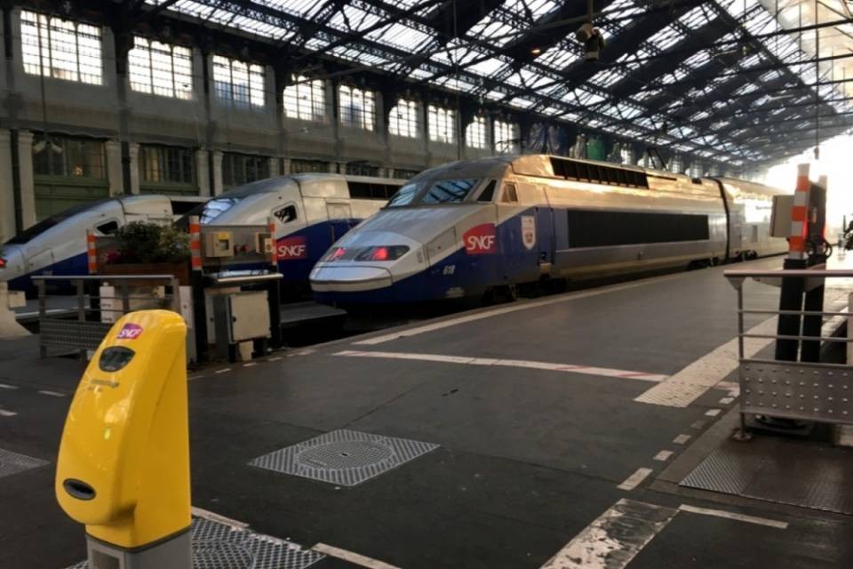 Sciopero in Francia: un solo TGV tra Svizzera e Parigi