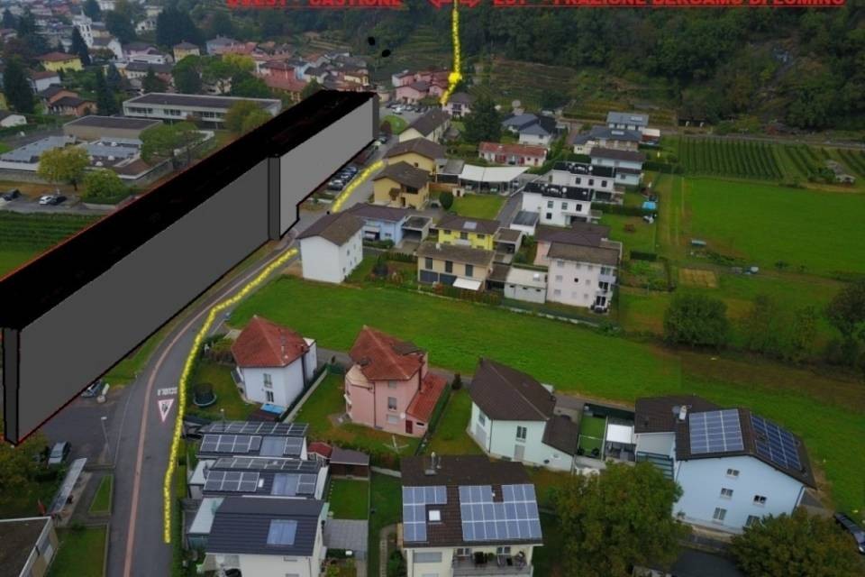 Castione, maxiricorso contro il "muro"