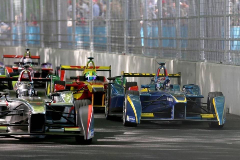 Formula E: “Troppe opposizioni politiche”