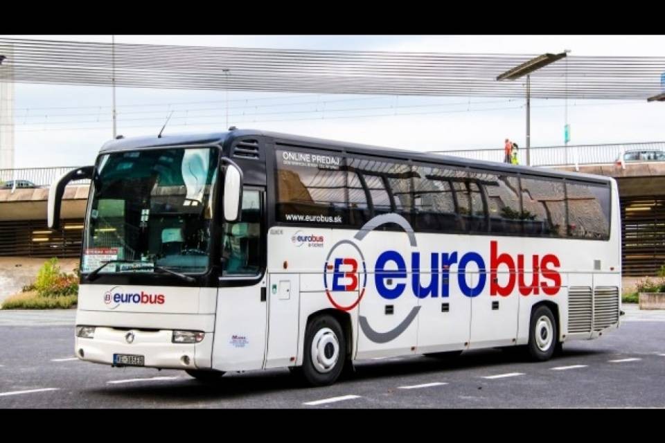 Eurobus ci riprova, presentata la domanda di concessione