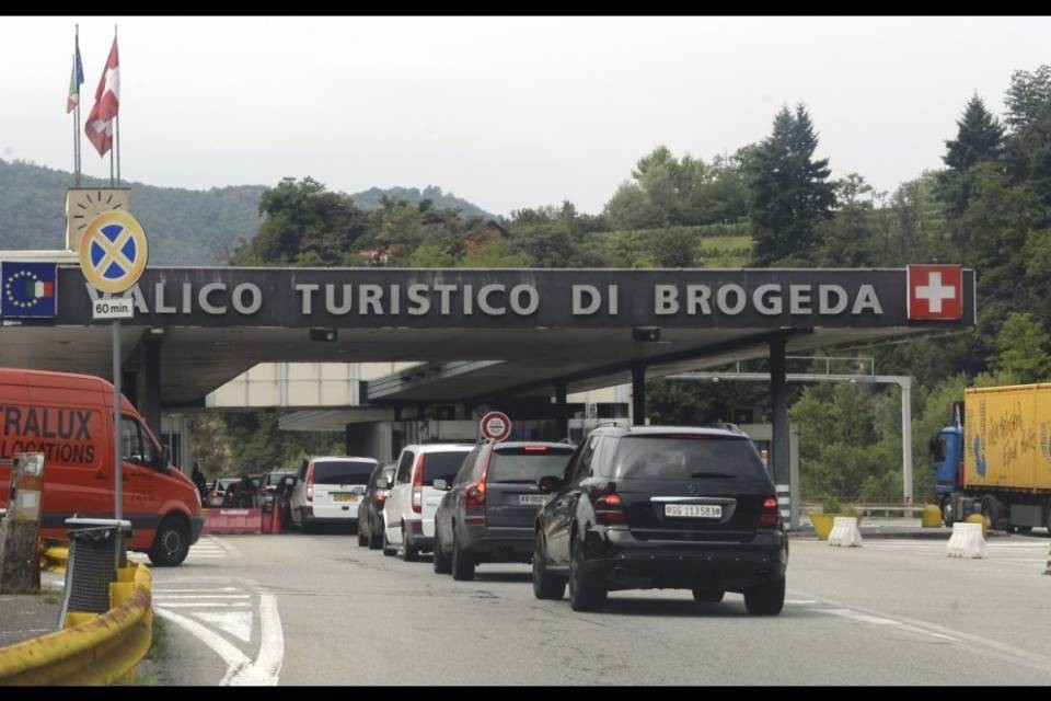 Fermato con 146mila euro: "Non sapevo di averli"