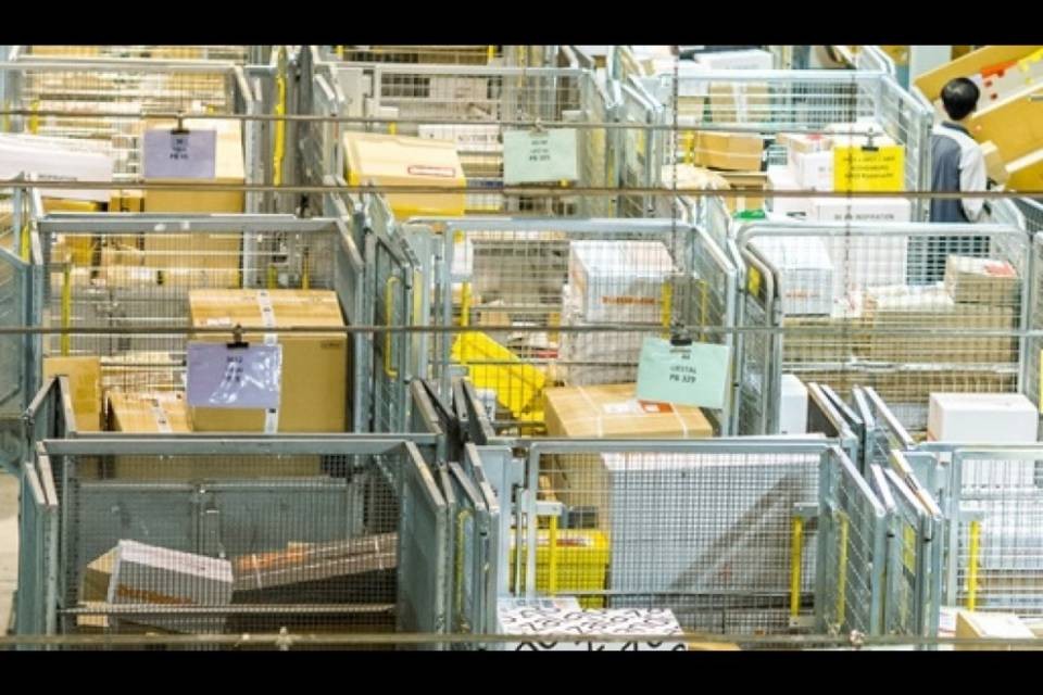 A dicembre spediti 18 milioni di pacchi