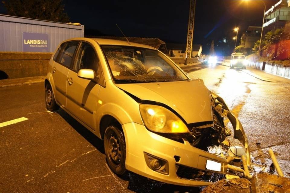 Guida in stato di ebbrezza, due automobilisti feriti