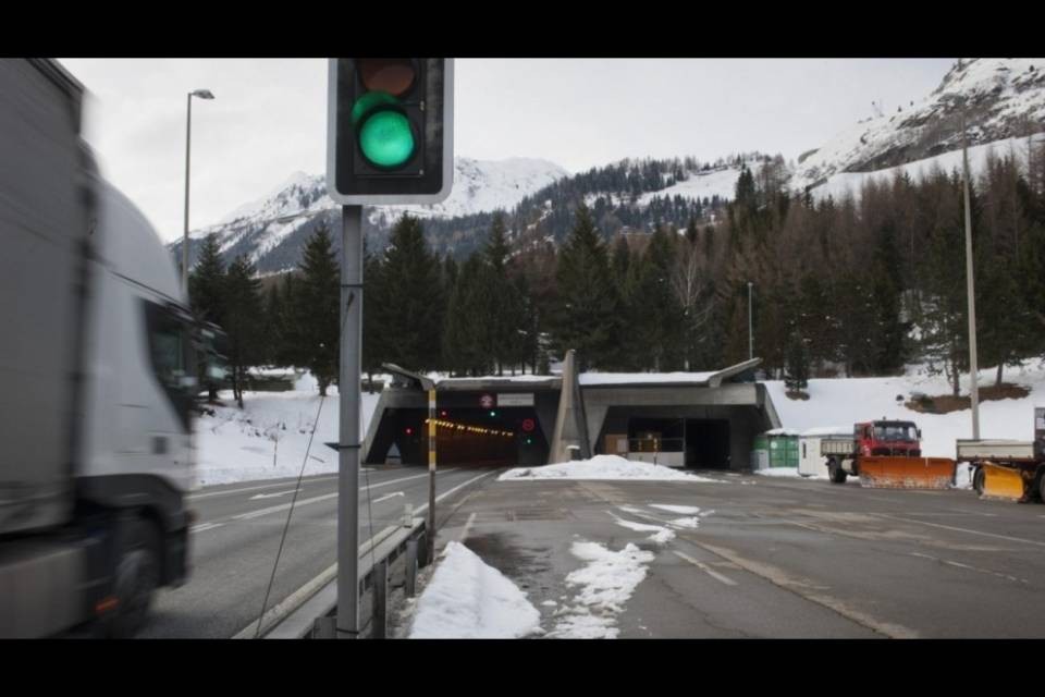 Pedaggio al Gottardo: "Politicamente irrealizzabile"