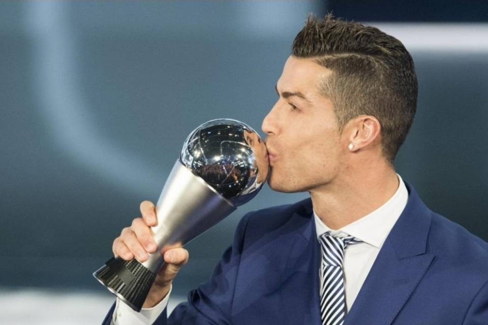 Ronaldo conquista anche il FIFA Player
