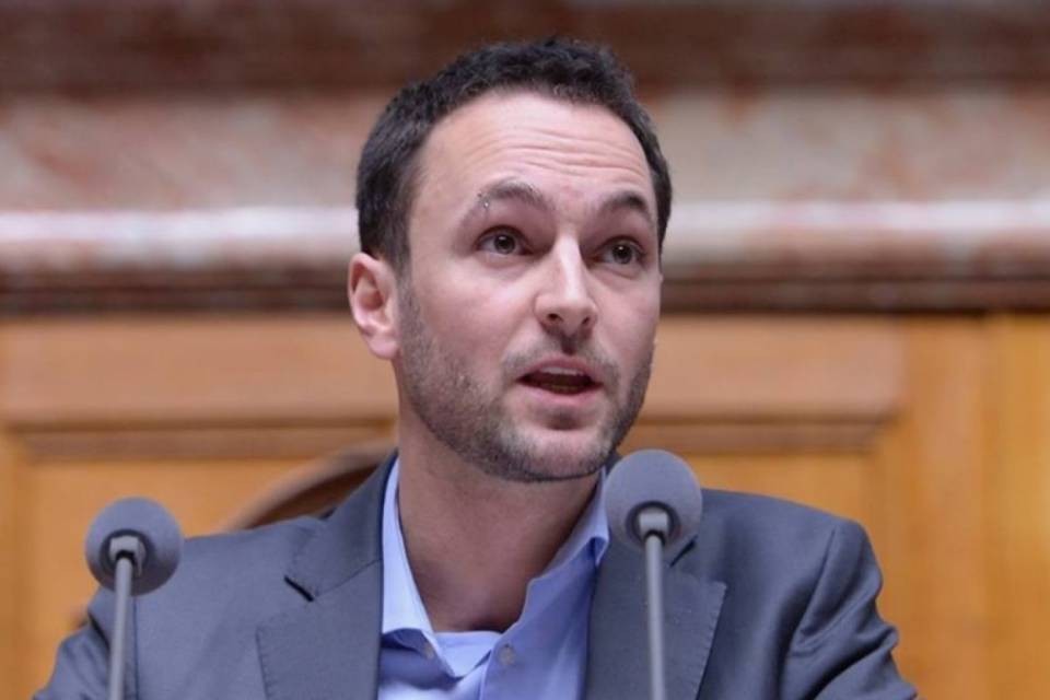 "Trucchi contabili anche per giustificare la chiusura di uffici"