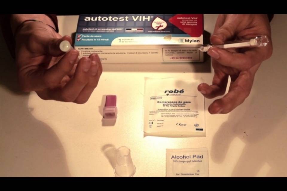 Gli autotest HIV disponibili ora anche in Svizzera