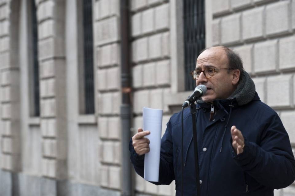 "E ora l'aumento salariale dell'ex Cancelliere"
