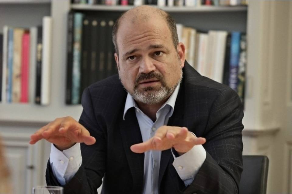 il sindaco di Ginevra promette diminuzione delle spese