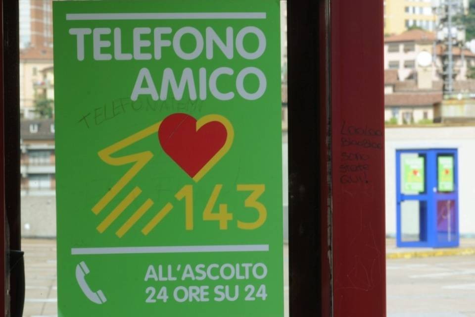 La quarantena fa squillare il telefono amico