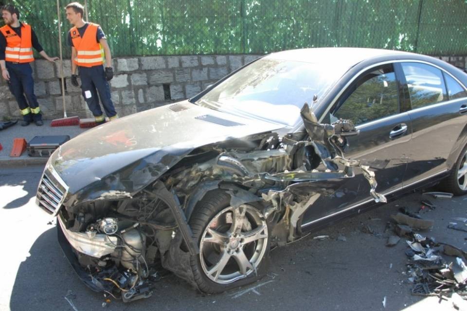 Auto e betoniera si scontrano a Cadro