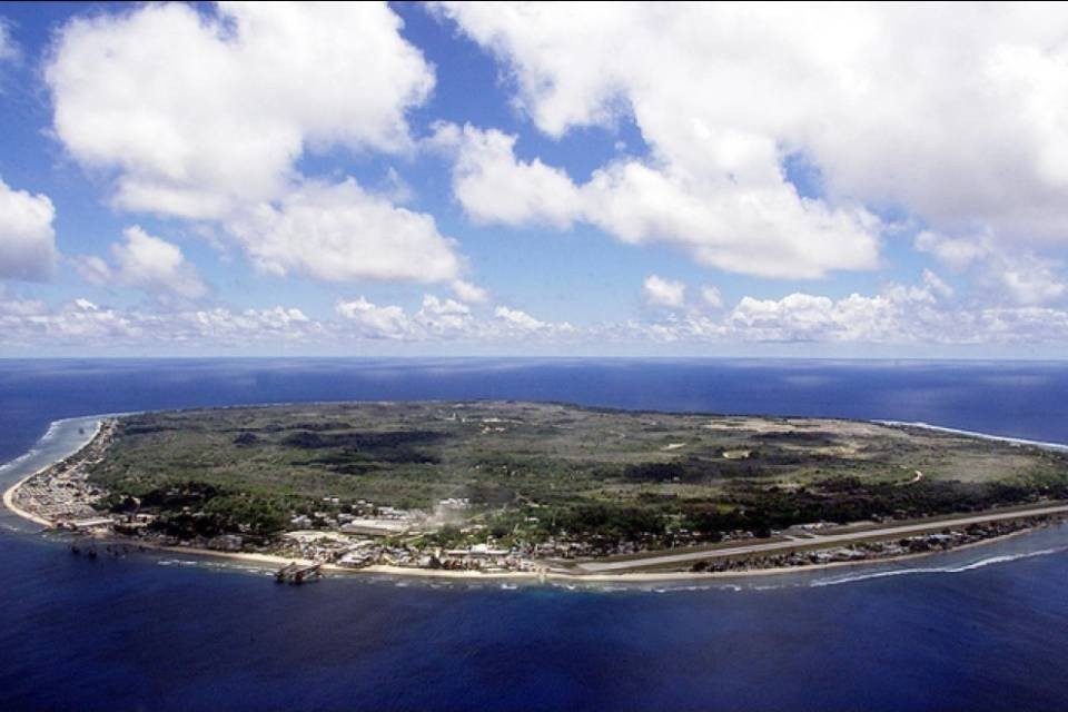 Migranti: l'isola dell'orrore