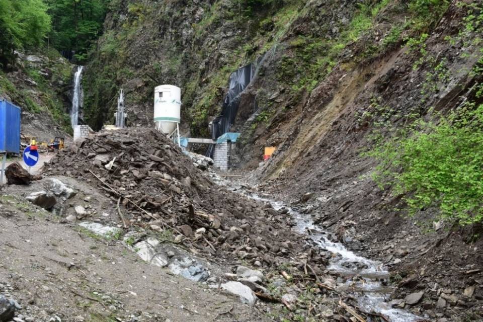 Frana a Gordola, evacuate alcune case