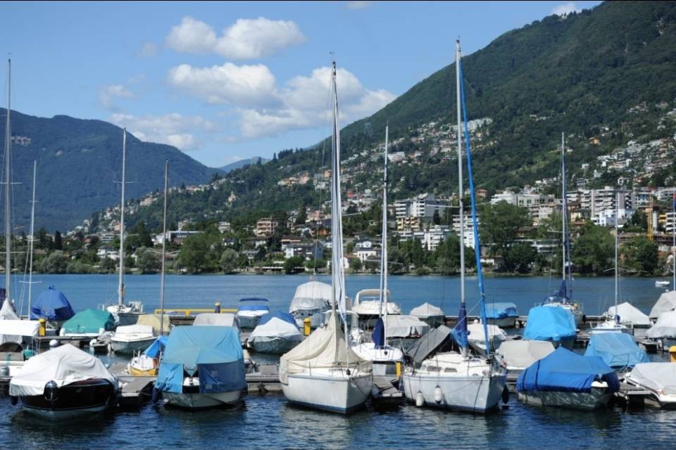 Caos di barche al nuovo molo, contravvenzioni in vista
