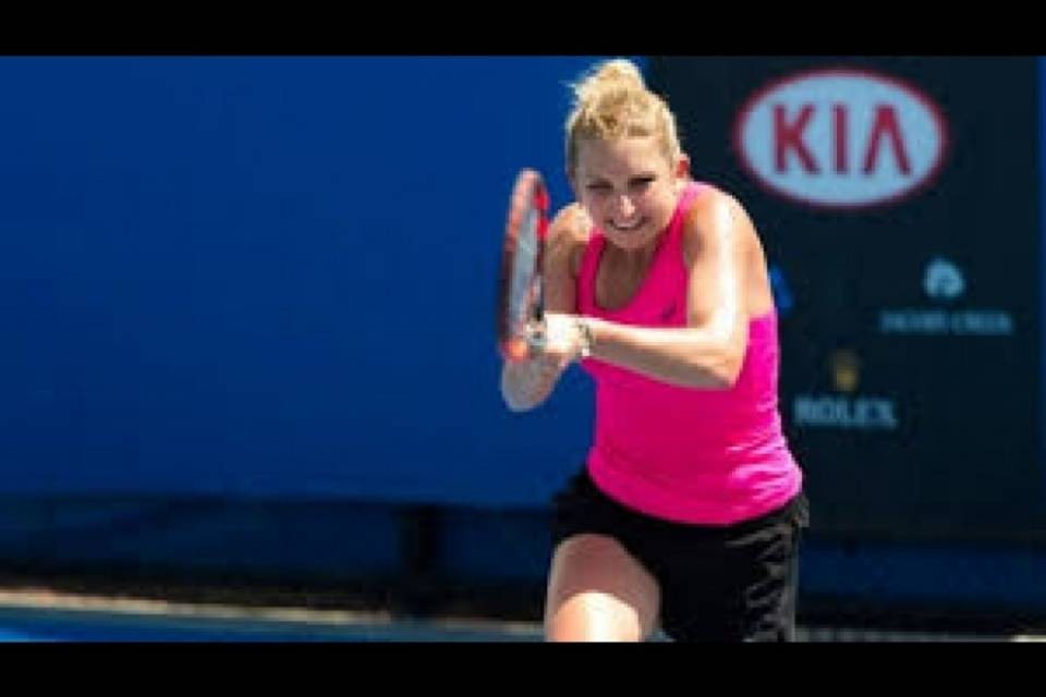 Timea Bacsinszky accede al secondo turno degli US Open