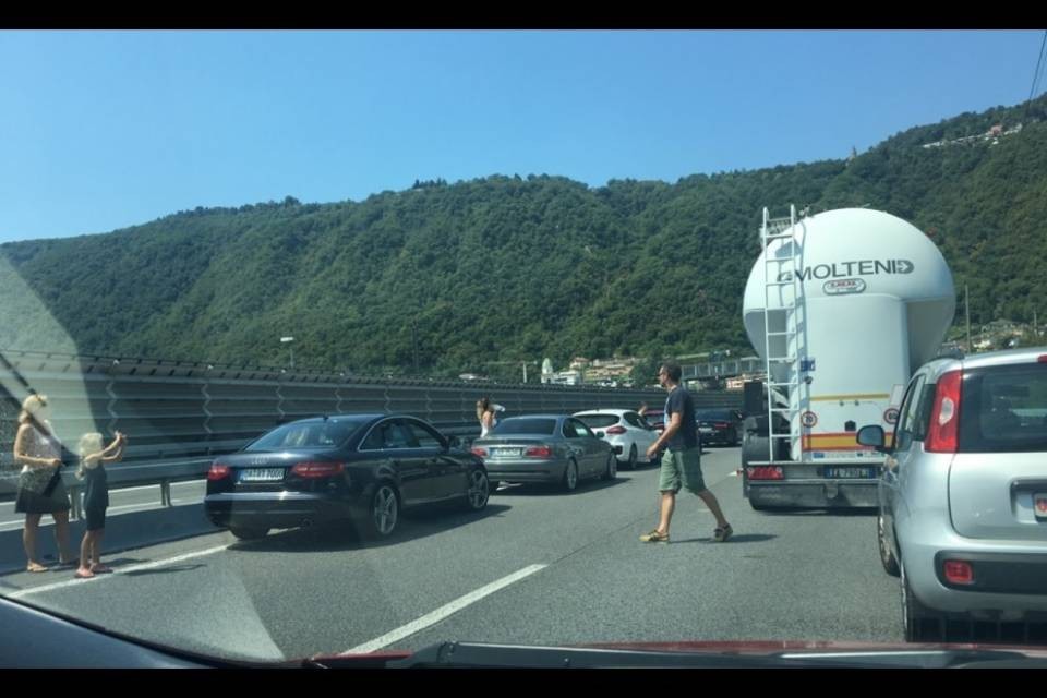 A2, traffico bloccato tra Mendrisio e Melide