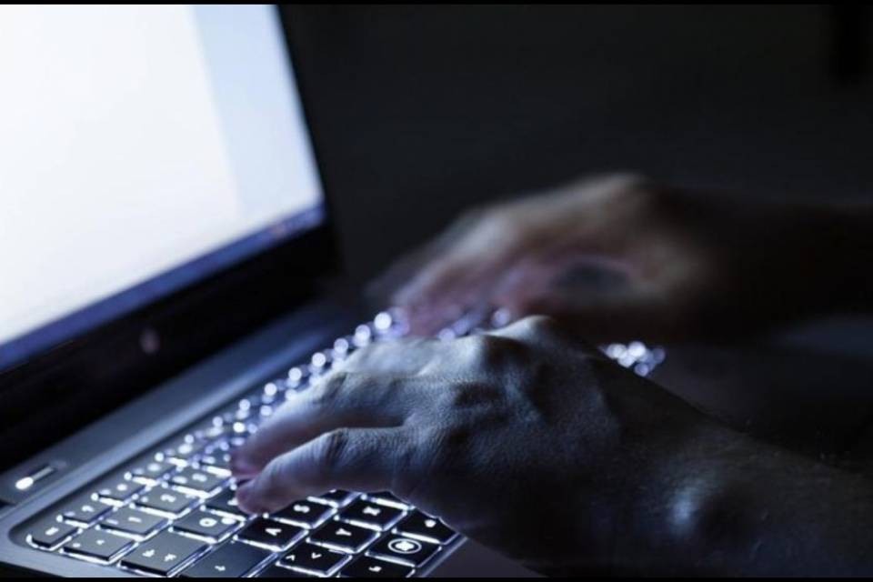 Truffa da 80mila euro, questa volta l'autore è un falso CEO