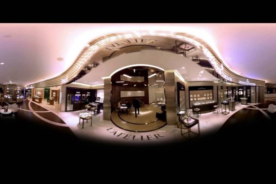 Il lusso svizzero tira: boom per Richemont