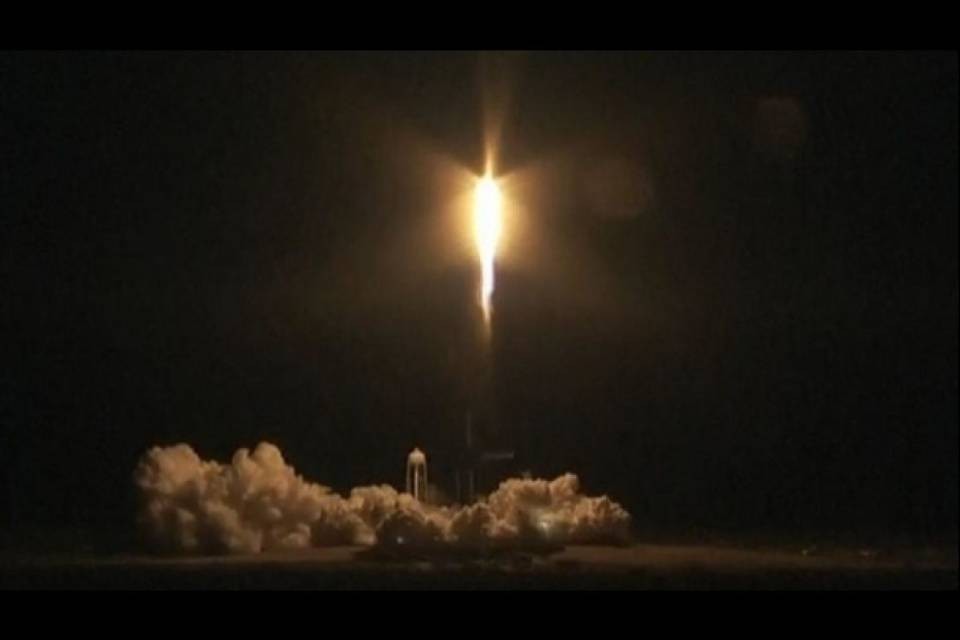 La Capsula Crew Dragon agganciata alla Stazione Spaziale
