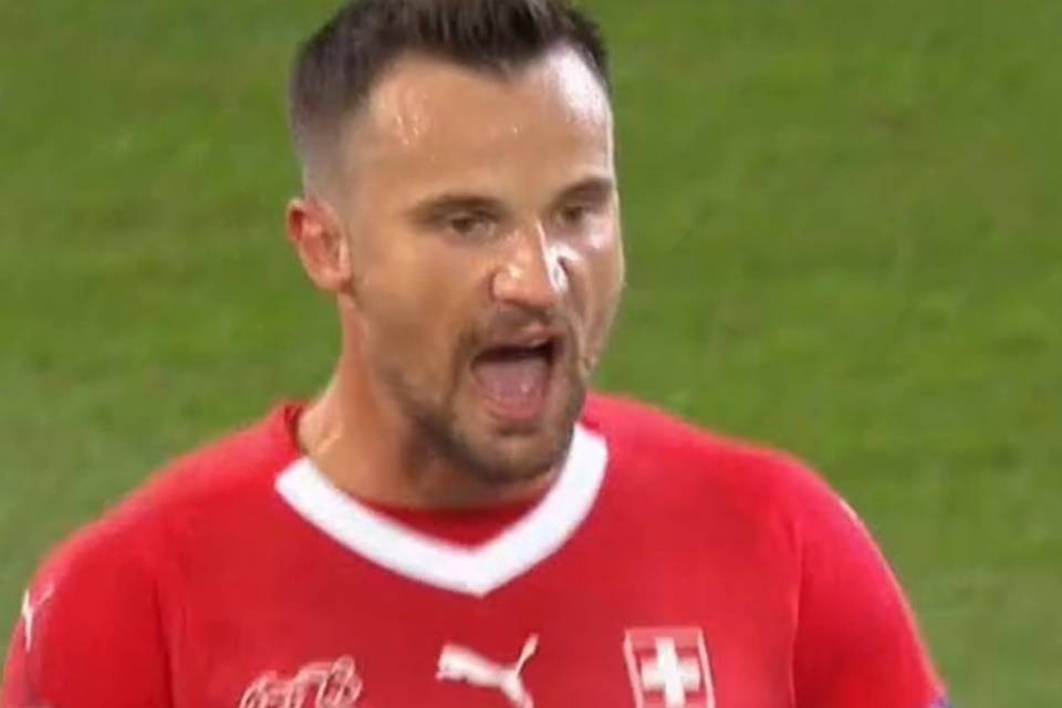 Svizzera, hattrick di Seferovic e il sogno europeo prosegue
