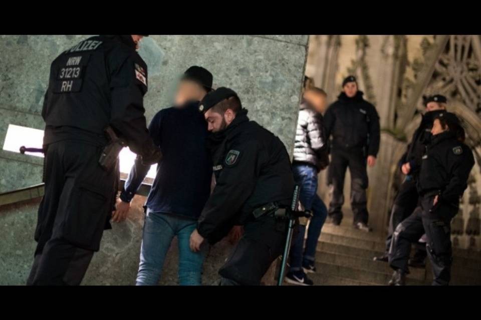 Colonia: 121 denunce e 16 sospettati