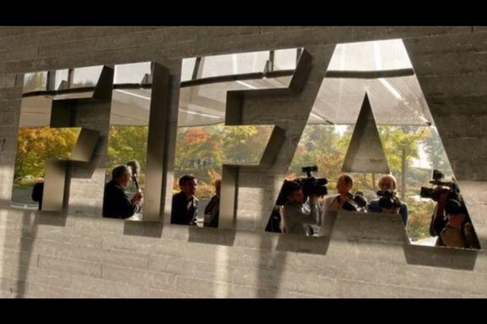 FIFA, a rischio i mondiali di Russia e Qatar