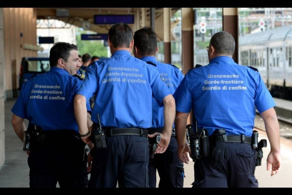 Maggiori controlli alle frontiere