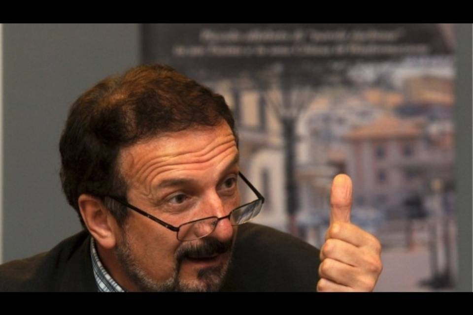 "Don Feliciani usa l'altare per attaccare la polizia"