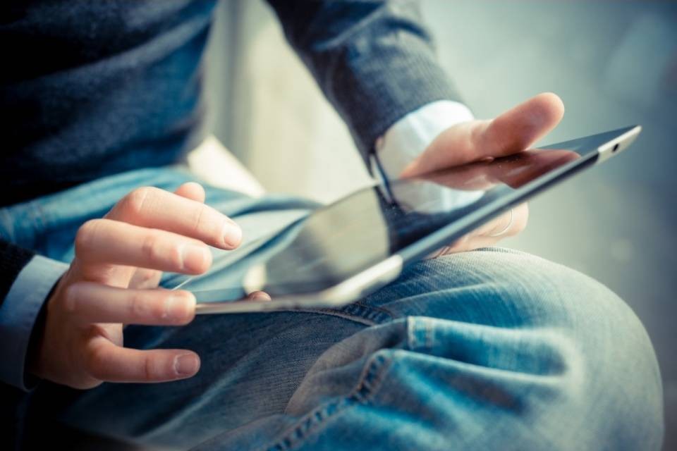 Gli esami pratici di guida si faranno... col tablet