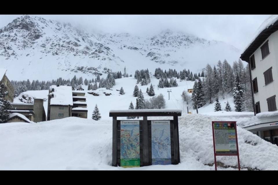 San Bernardino sotto la coltre bianca