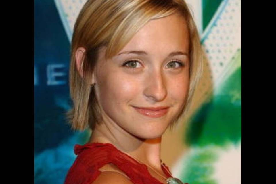 Star di "Smallville" portava schiave del sesso a un guru