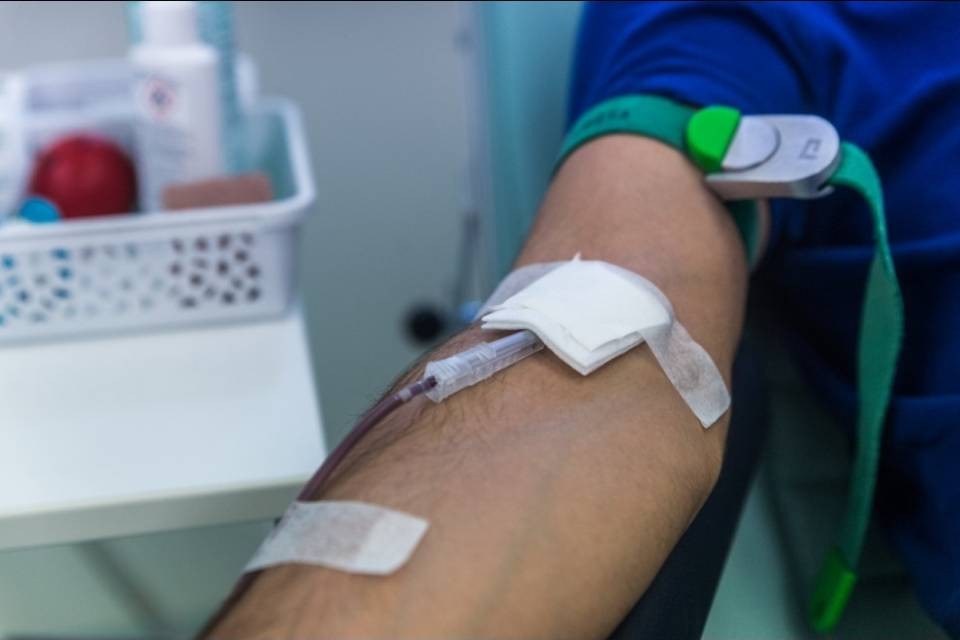 A Natale donate il sangue