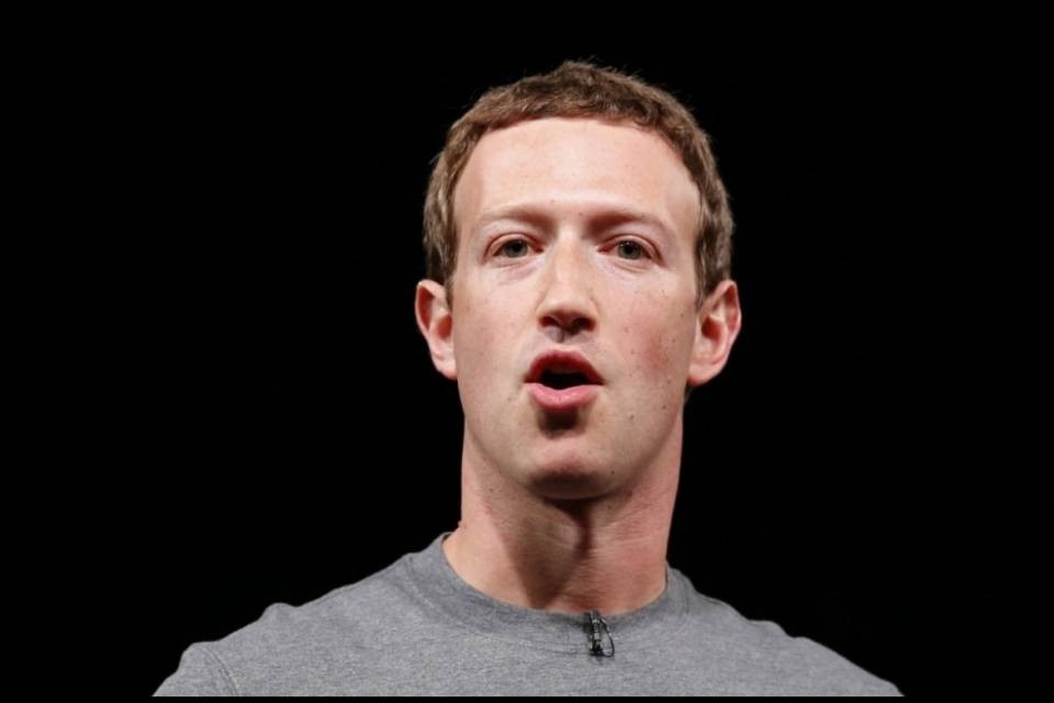 Facebook censura le notizie di destra?