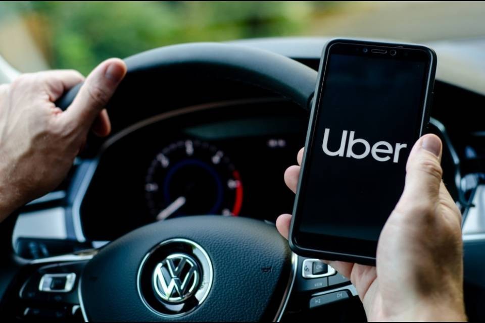 Uber in profondo rosso, 2,9 mld perdite con virus