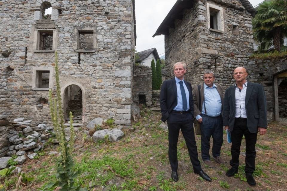Diversi progetti per il castello di Claro