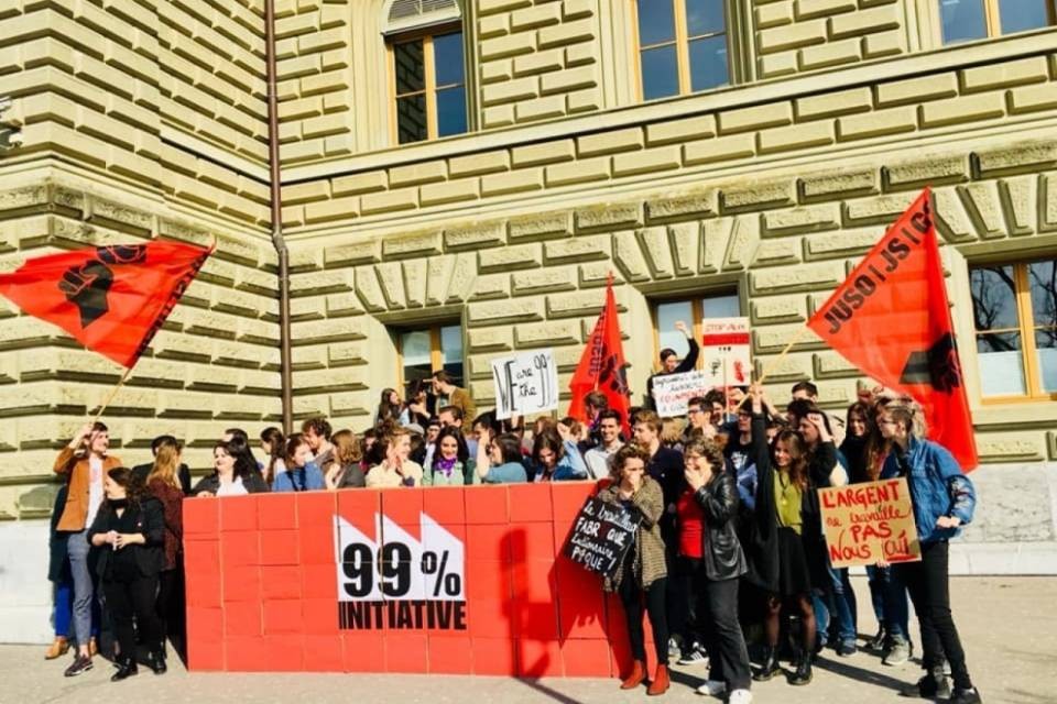 Iniziativa 99%: depositate oltre 134'000 firme