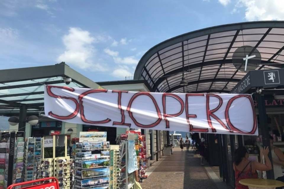 "Marinai in sciopero contro il dumping e per il loro lavoro"