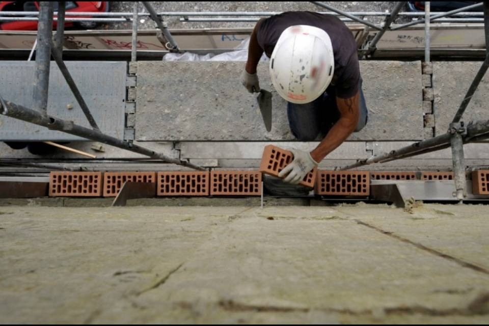 Assunto a Melide, "guadagnavo 330 franchi al mese"