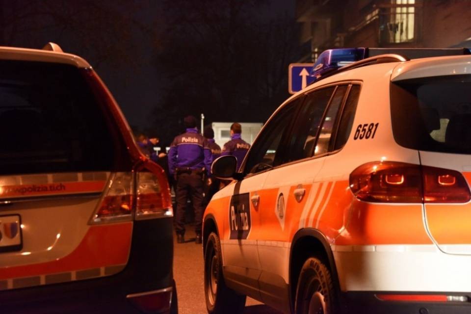 Lite al centro Croce Rossa di Paradiso: spunta un coltello