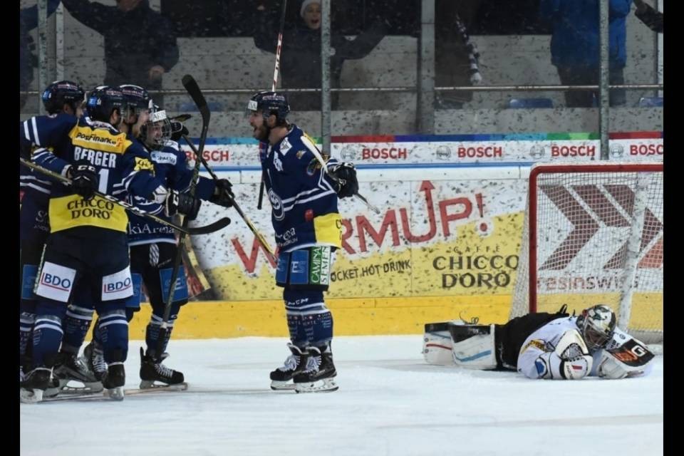 L'Ambri strapazza il Friborgo