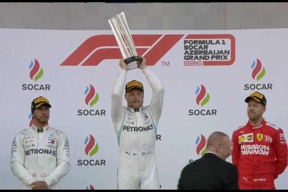 Le Mercedes dominano il GP di F1 dell'Azerbaigian