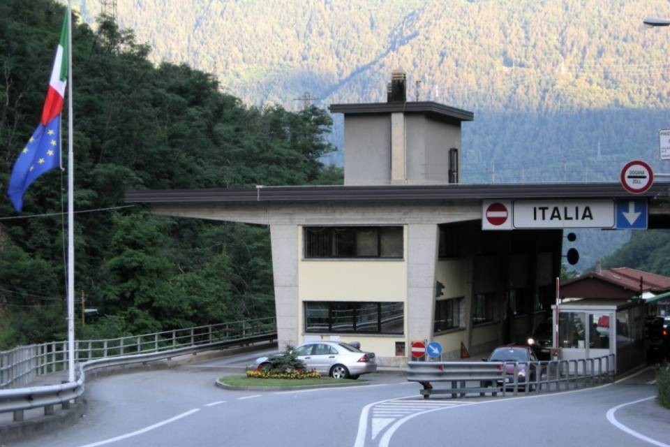 Fugge in Svizzera dopo la rapina in Slovenia