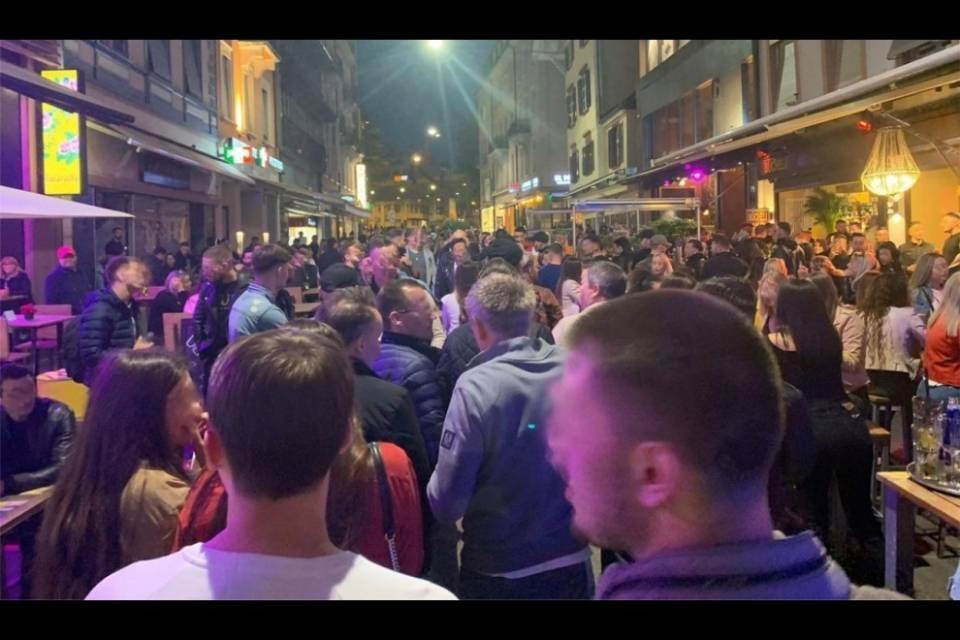 Basilea: giro di vite dopo party in centro città