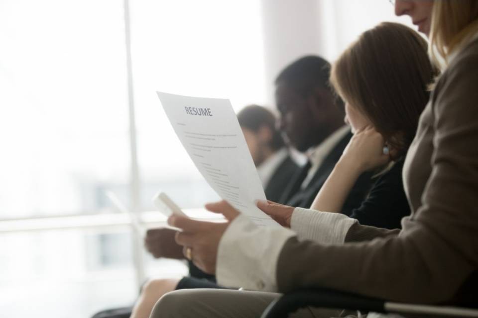 Esaurimento disoccupazione, uno su due ritrova lavoro