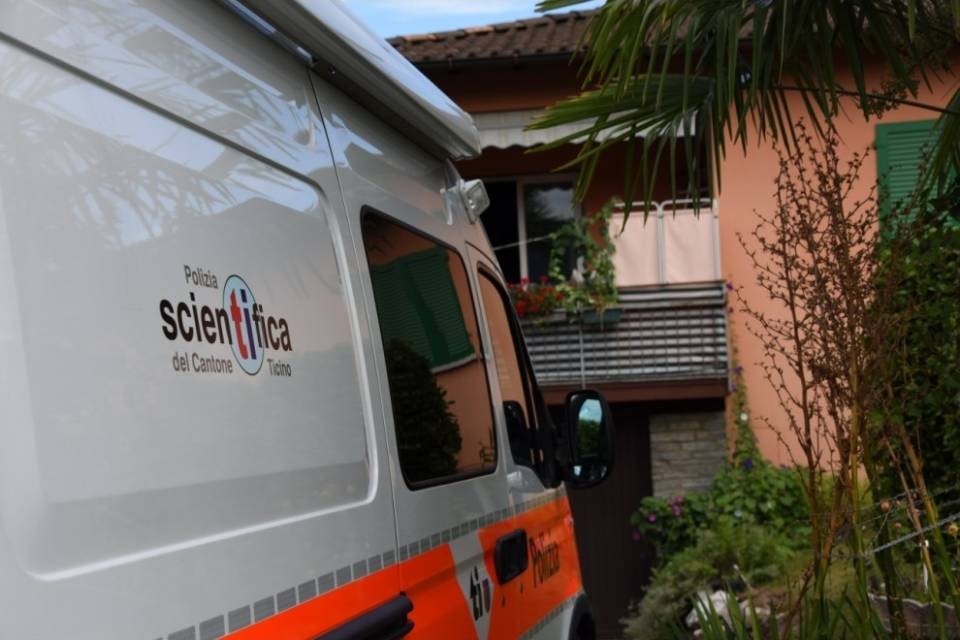Delitto di Caslano, l'avrebbe colpita con un martello